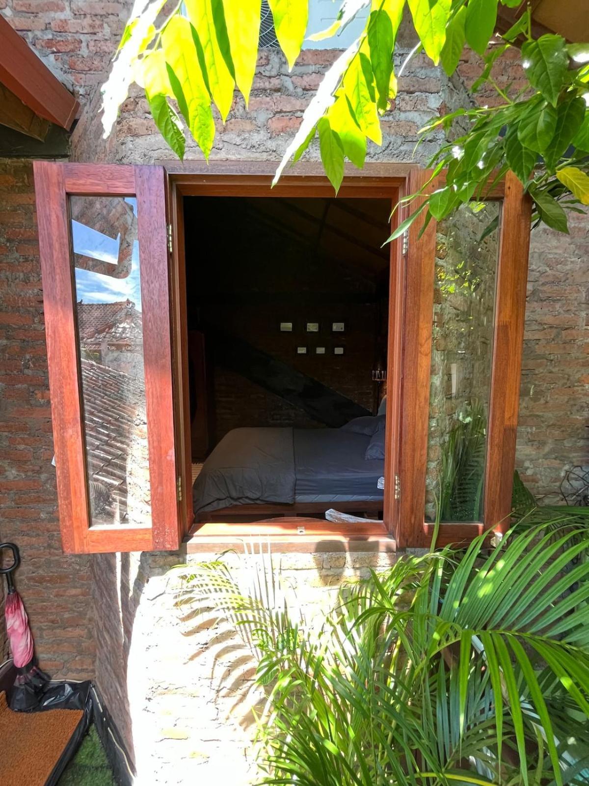 1 Bedroom Cozy In Center Of Apartemen